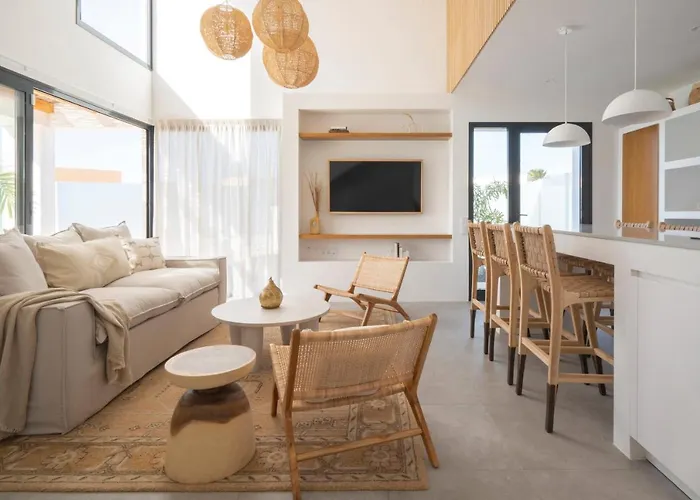 Villa Noma - Design Space With Pool In Corralejo