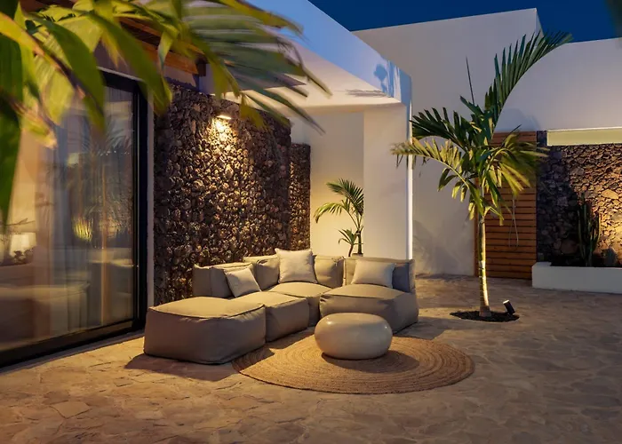 Villa Noma - Design Space With Pool In Corralejo