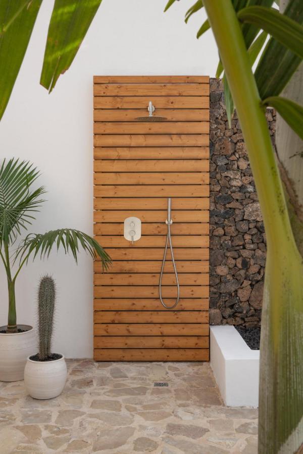 Noma - Design Space With Pool In Willa Corralejo